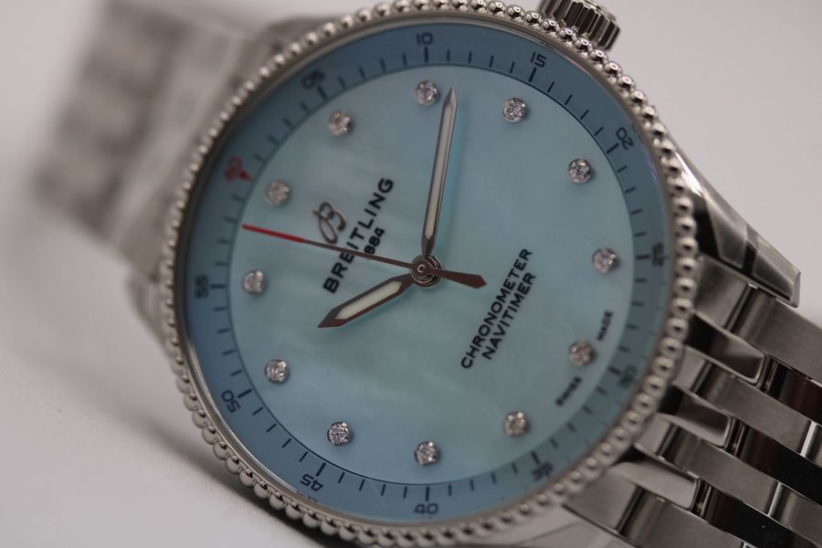 Breitling Navitimer A77320